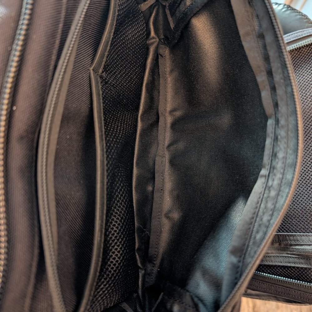 GORUCK GR2 34L 1000D Cordura (2020 Model) – Black + Bonus Water Bottle Pocket - Picture 7 of 9